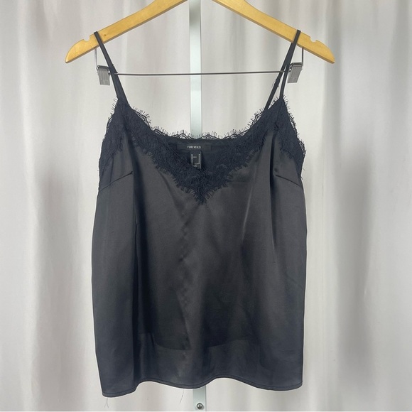 Forever 21 Medium Lace Satin Sleeveless Tank Top Boxy Formal Sexy Date Night - Picture 1 of 6